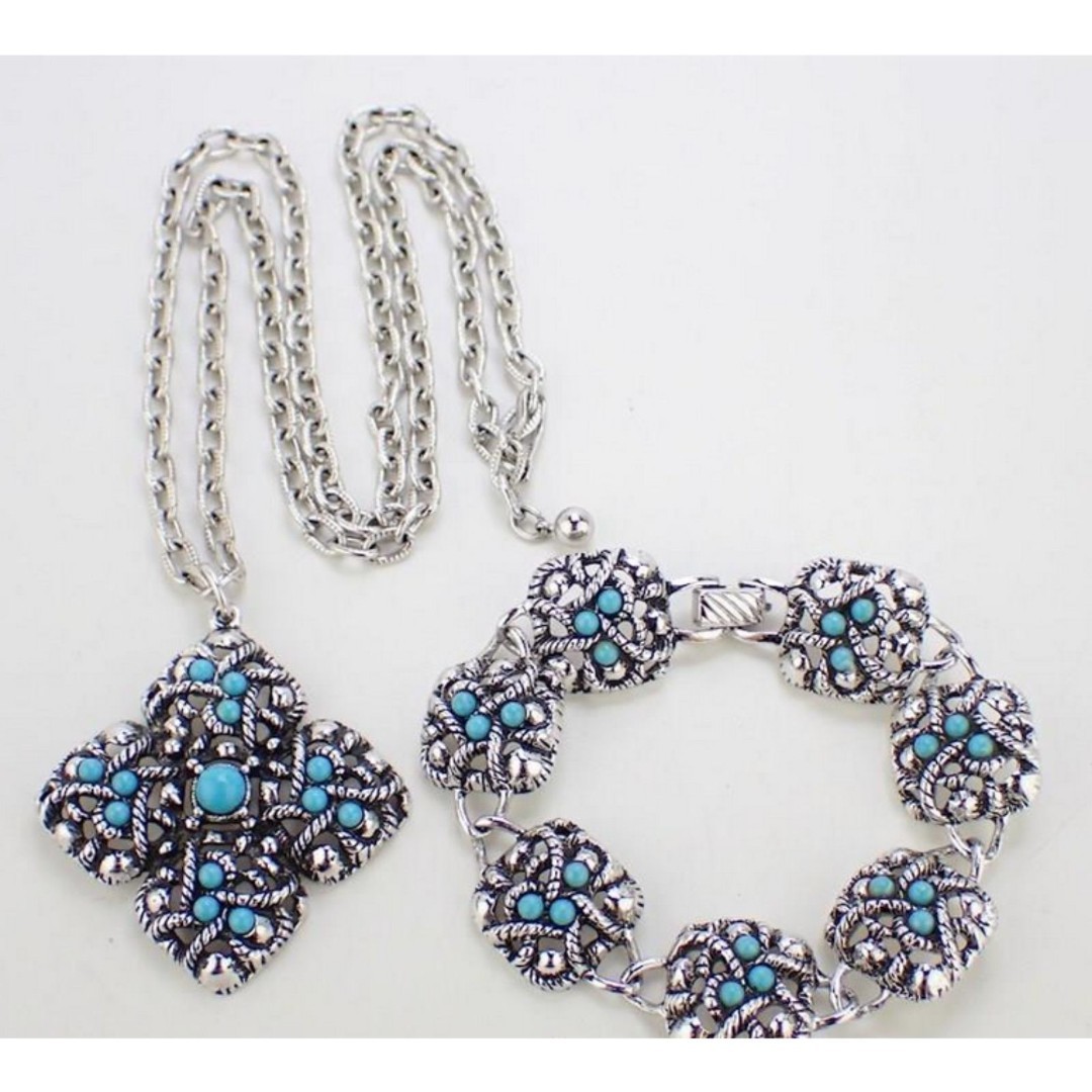 1970s Vintage Avon Parure Silver-Tone Maltese Cross Faux Turquoise Rare Set